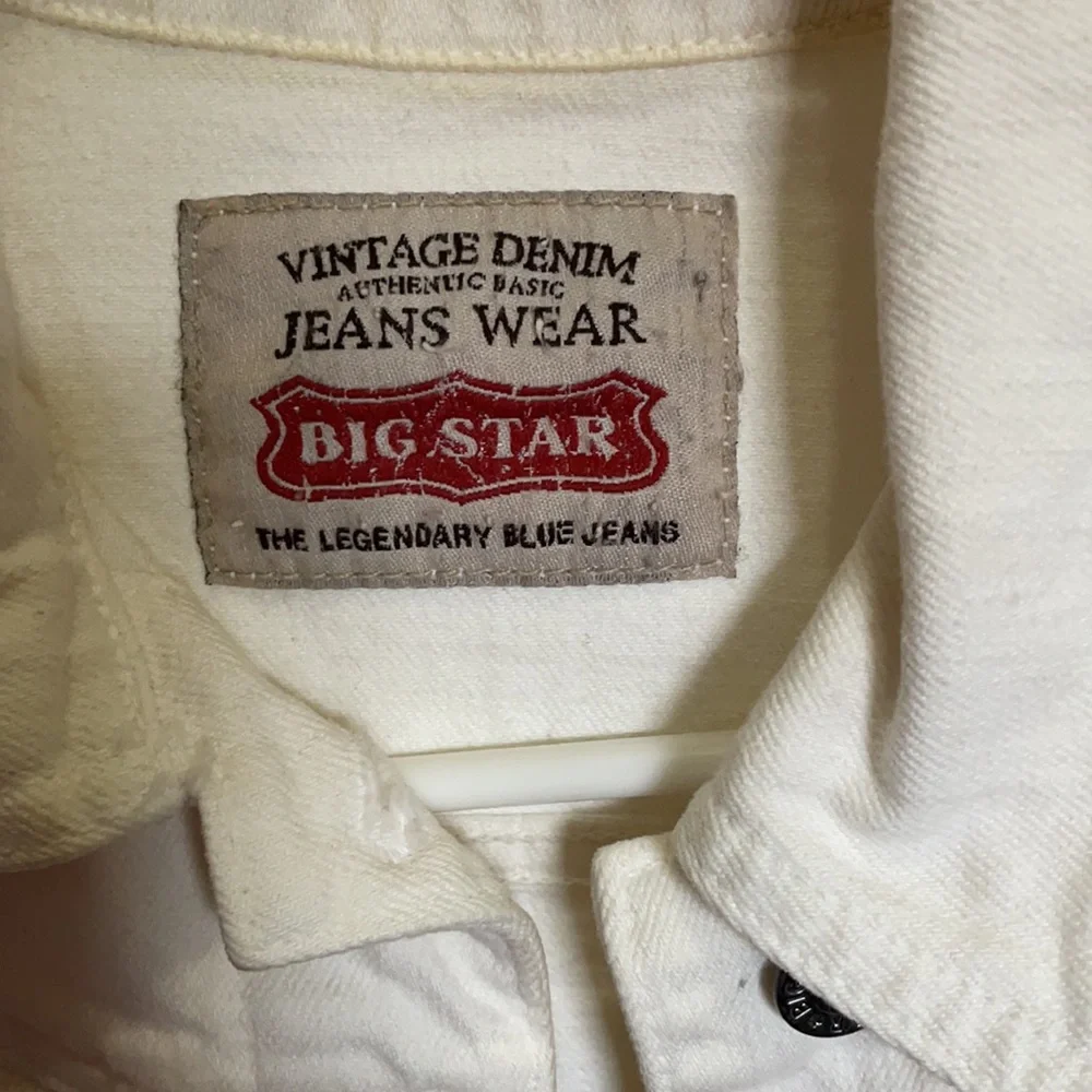 White jean jacket - Picture 2 of 3